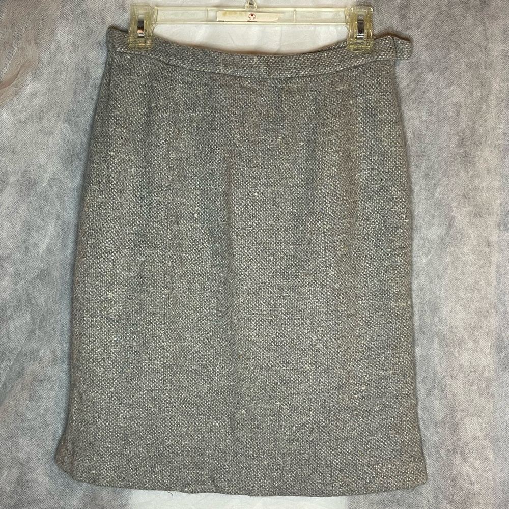Very warm vintage skirt ❄️
